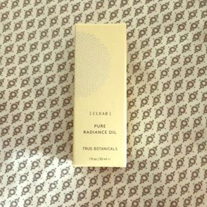 True Botanicals pure radiance oil